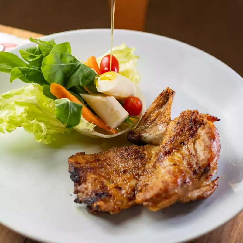 Galeto com mix de legumes grelhados