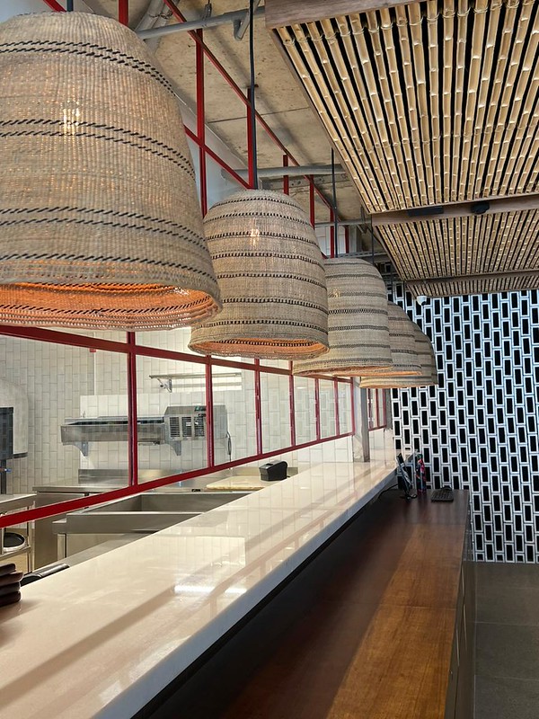 Ambiente aconchegante do restaurante em Alphaville